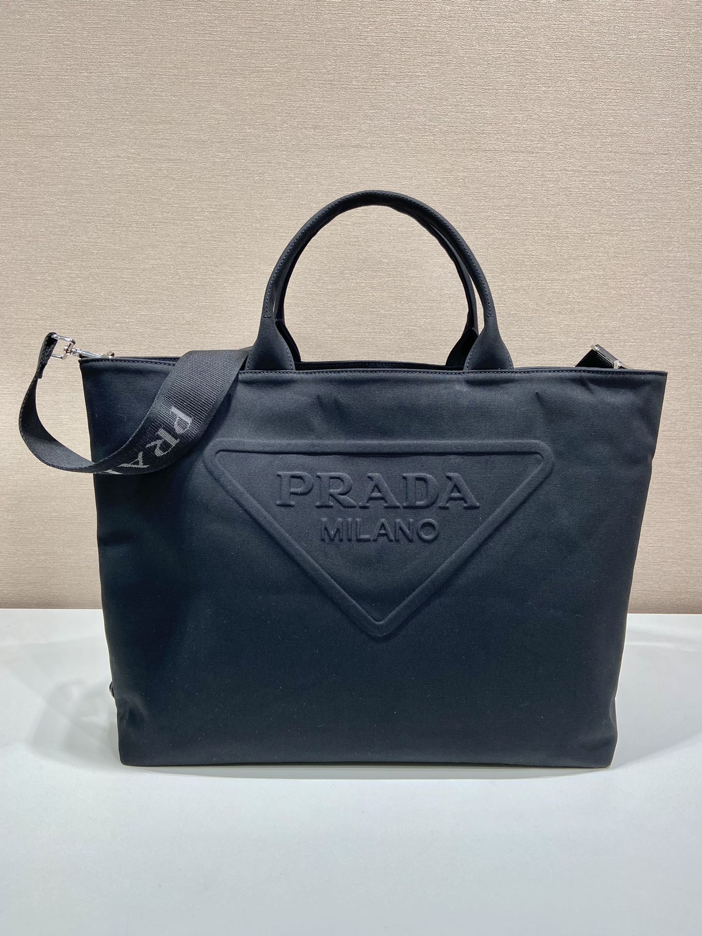 Prada_2VG081_Tote-45_36_